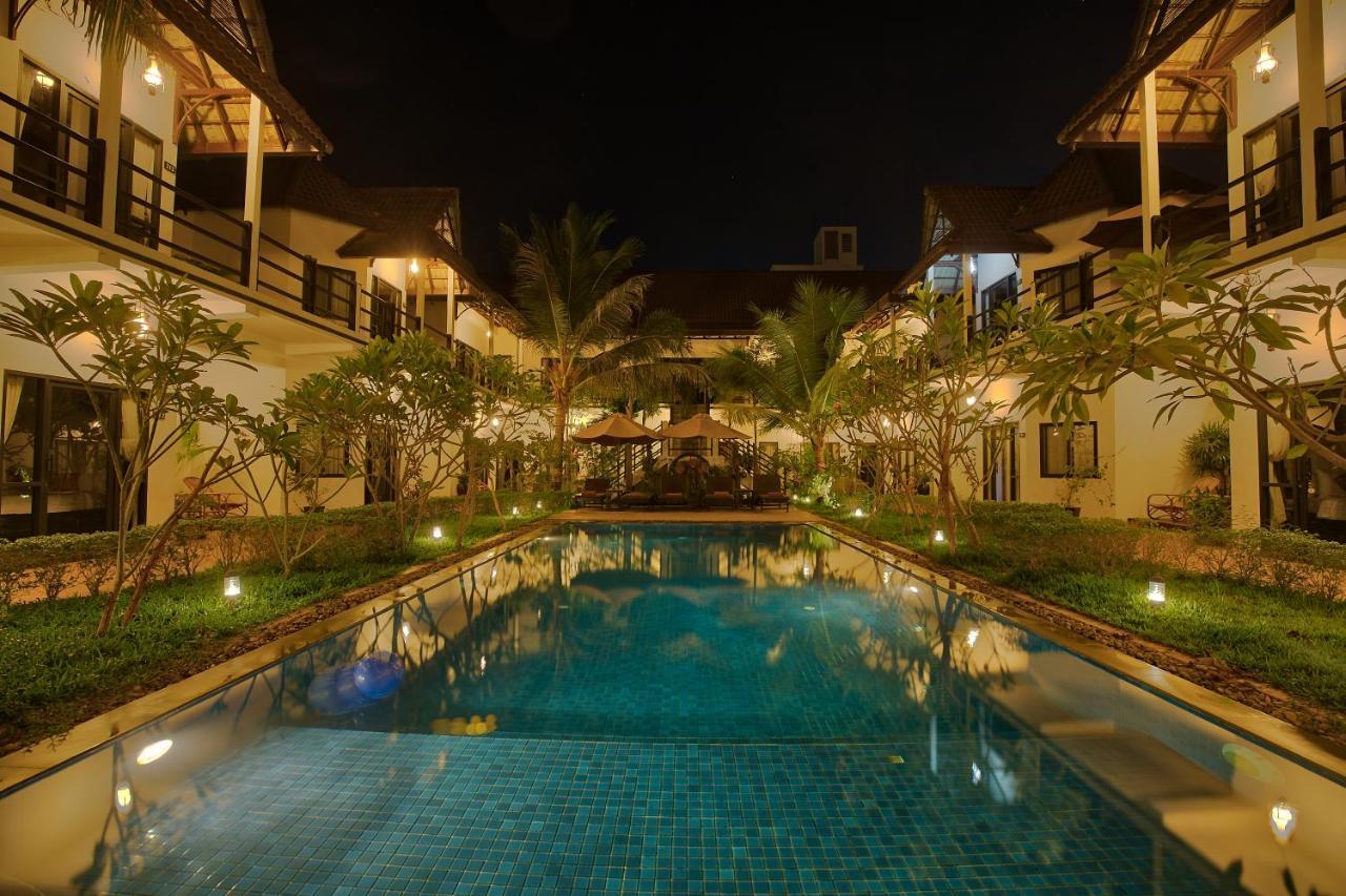 S.R Sofia Villa Hotel سيام ريب المظهر الخارجي الصورة